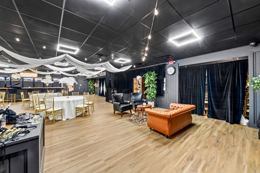More Photos Of 32400 Geneva Rd, Salem General Retail For Sale