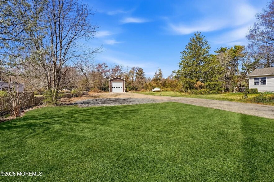 More Photos Of 75 Main St, Waretown Flex For Sale