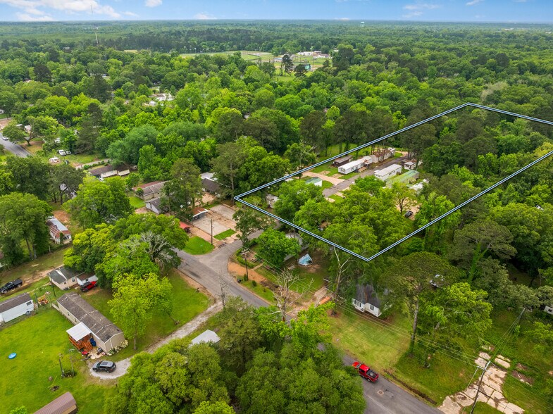 More Photos Of 211 Courtney Ln, Pineville Apartments For Sale