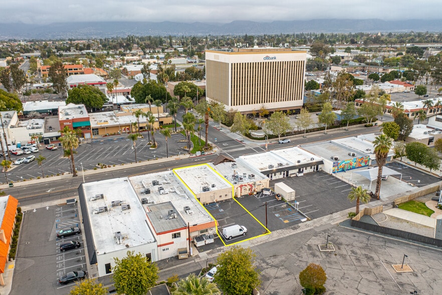 More Photos Of 218 E Citrus Ave, Redlands Storefront For Sale
