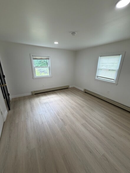 More Photos Of 177 Rockingham Rd, Auburn Apartments For Sale