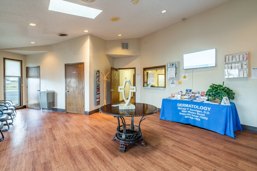 More Photos Of 8506 Wesley St, Greenville Medical For Sale