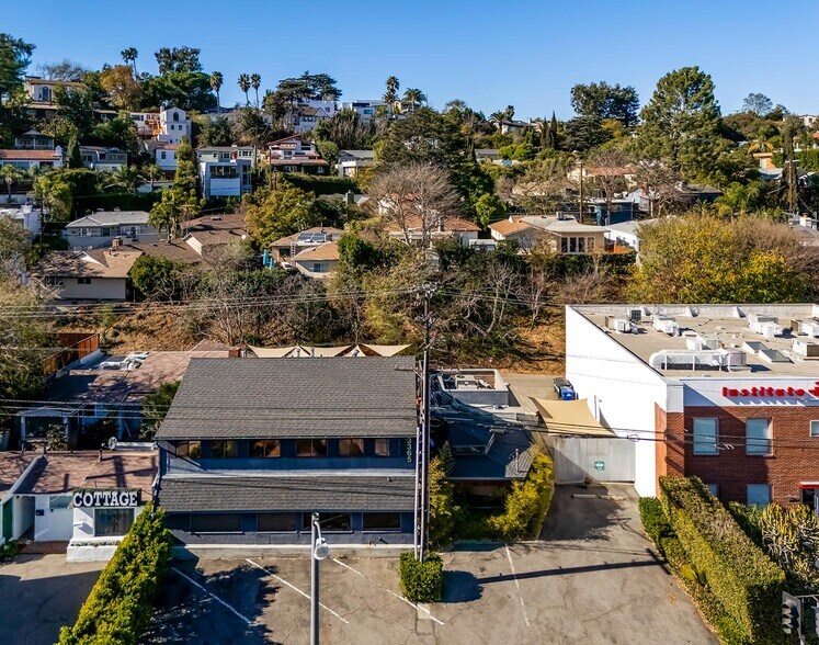 More Photos Of 3361-3365 Barham Blvd, Los Angeles Loft Creative Space For Lease
