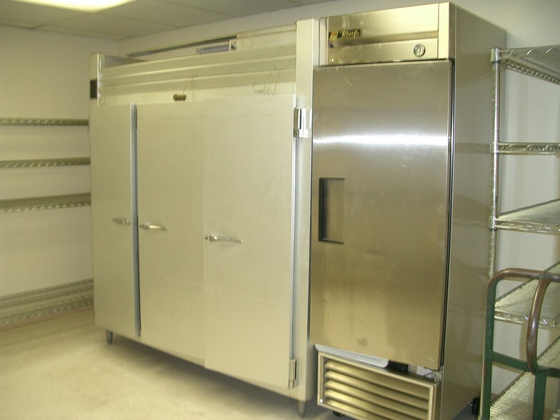 More Photos Of 4817 Brentwood Stair Rd, Fort Worth Unknown For Lease