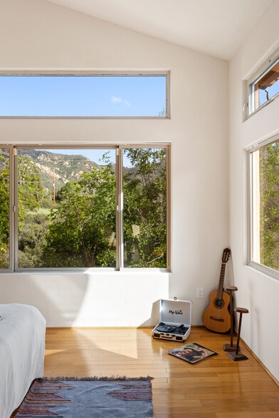 More Photos Of 2175 Cold Canyon Rd, Calabasas Assisted Living For Sale