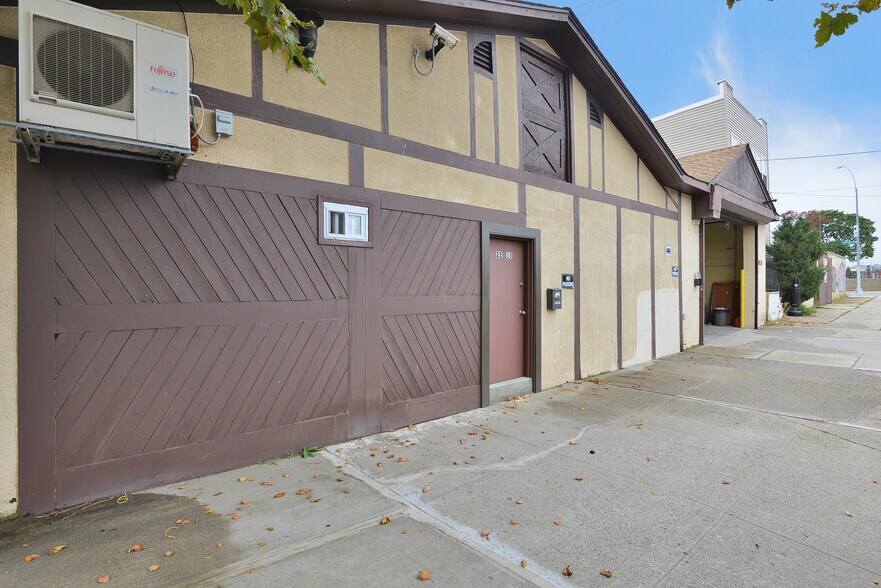 More Photos Of 22-14 Hazen St, East Elmhurst Industrial For Sale