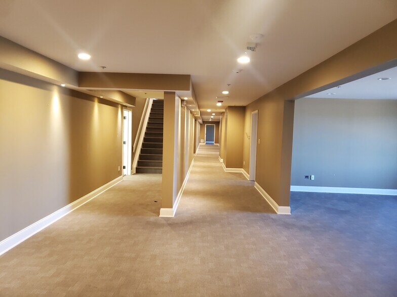 More Photos Of 4255 McKinley Pky, Hamburg Manufacturing For Lease