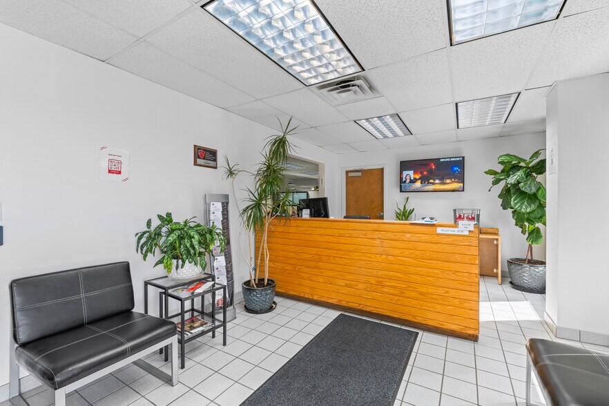 Primary Photo Of 4600 S Apple St, Boise Manufacturing For Sale