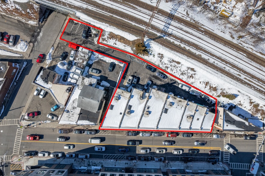 More Photos Of 168-180 N Main St, Port Chester Storefront Retail Office For Sale