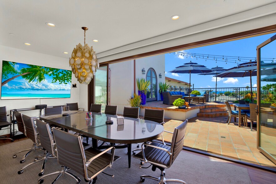 More Photos Of 1403 N El Camino Real, San Clemente Office For Sale