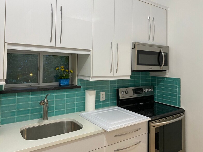More Photos Of 641 President St, Brooklyn Apartments For Lease