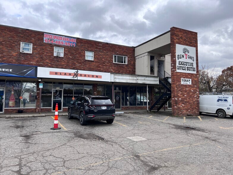 More Photos Of 1058-1068 Country Club Rd, Columbus General Retail For Sale