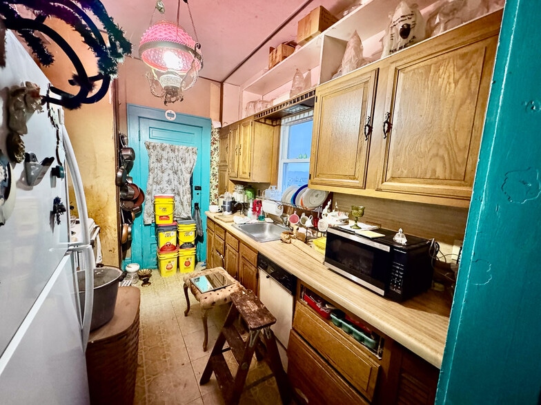 More Photos Of 415 4th St SE, Massillon Multifamily For Sale