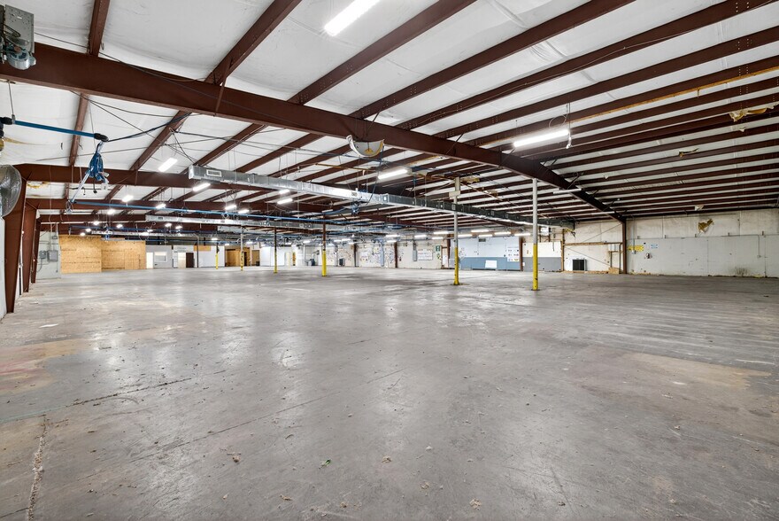 More Photos Of 373 Huntington Rd, Gaffney Warehouse For Lease
