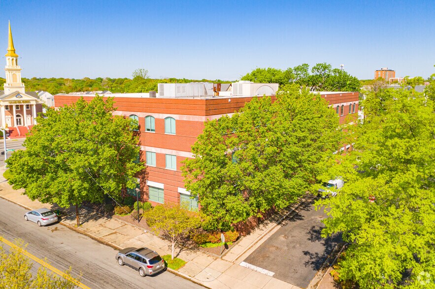 More Photos Of 101 Cowardin Ave, Richmond Medical For Sale