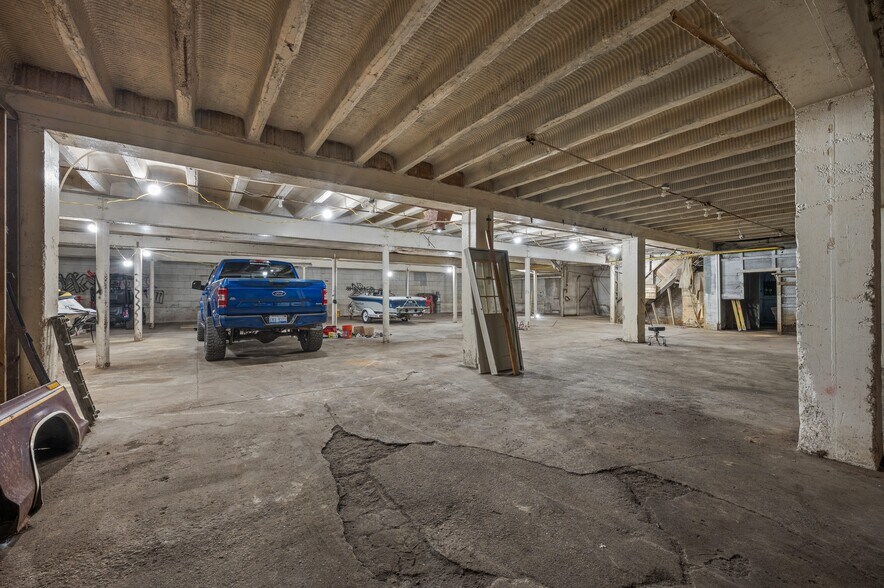 More Photos Of 500 Washington St, Coloma Manufacturing For Lease