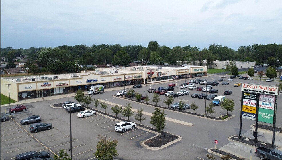 Primary Photo Of 7834-7878 Telegraph Rd, Taylor General Retail For Lease