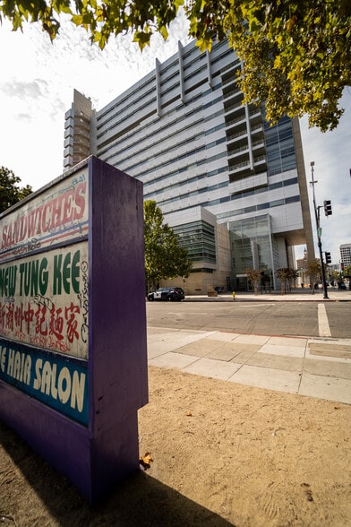 More Photos Of 262-268 E Santa Clara St, San Jose Freestanding For Lease