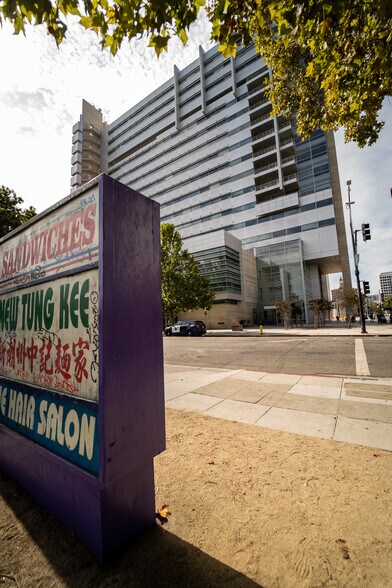 More Photos Of 262-268 E Santa Clara St, San Jose Freestanding For Lease