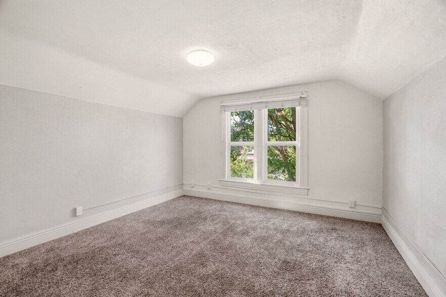 More Photos Of , Spokane Multifamily For Sale