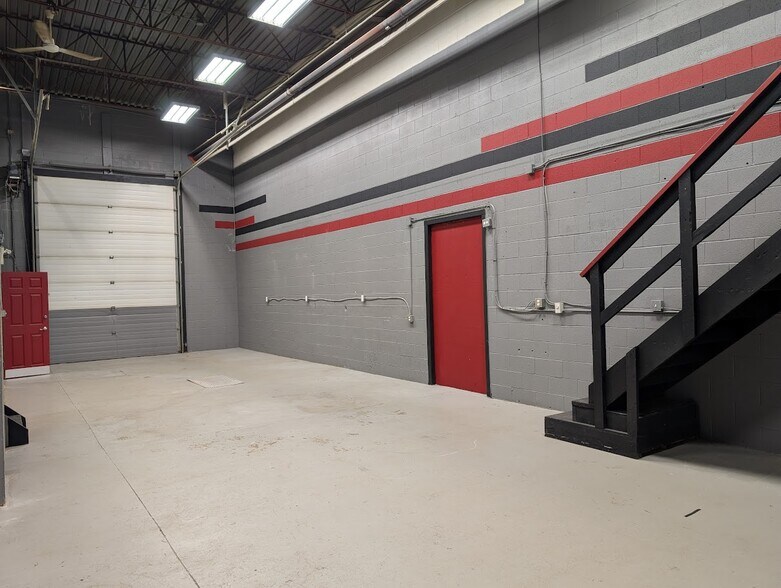 More Photos Of 235 MacKay Cres, Wood Buffalo Warehouse For Lease