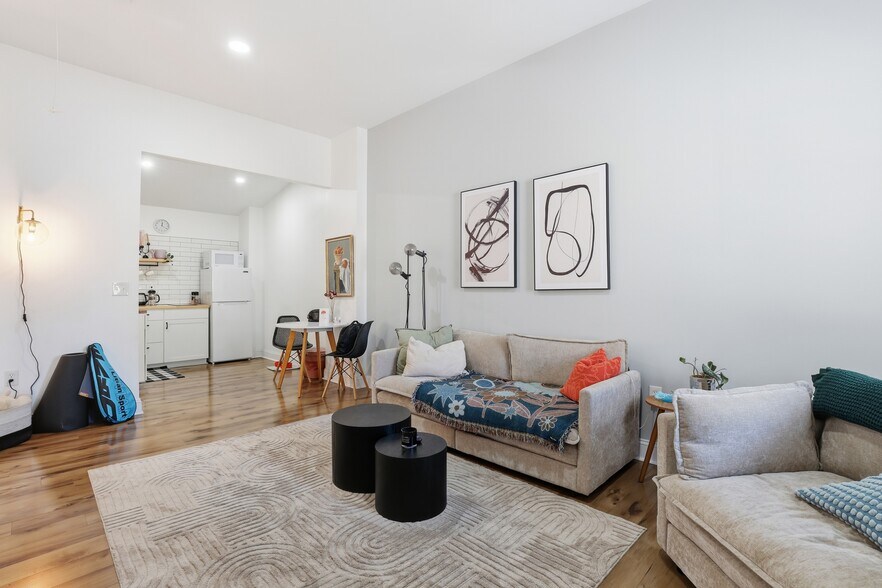 More Photos Of 521 W 37th St, Savannah Multifamily For Sale