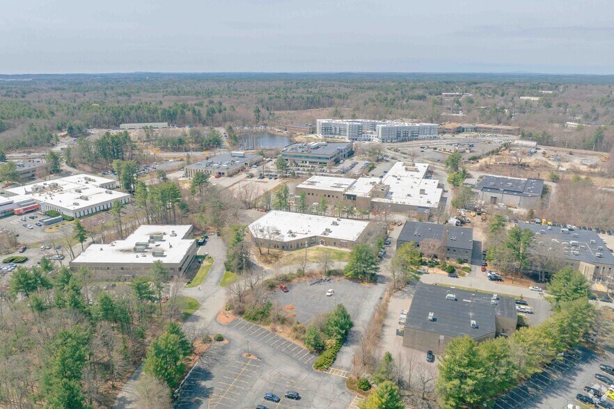 More Photos Of 34 Linnell Cir, Billerica Light Manufacturing For Lease