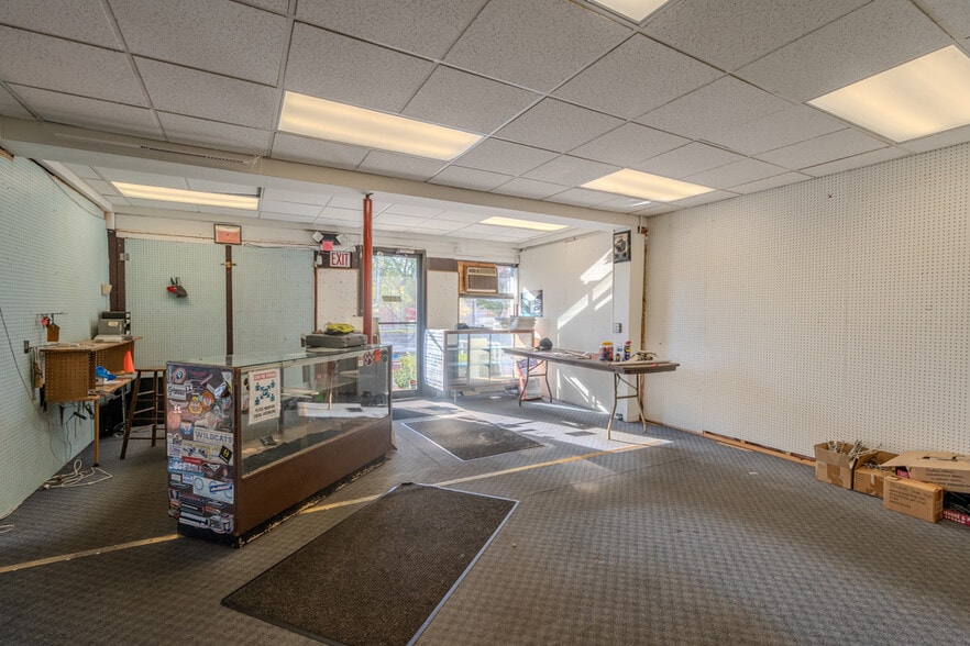 More Photos Of 3532 W Genesee St, Syracuse Restaurant For Sale