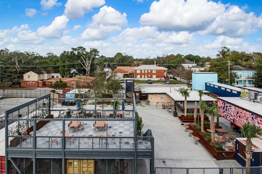 More Photos Of 422 W 43rd St, Savannah Storefront Retail Office For Sale