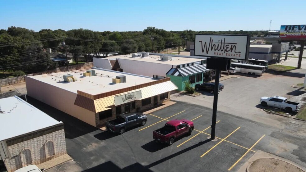 Primary Photo Of 2303 S Danville Dr, Abilene Office For Lease