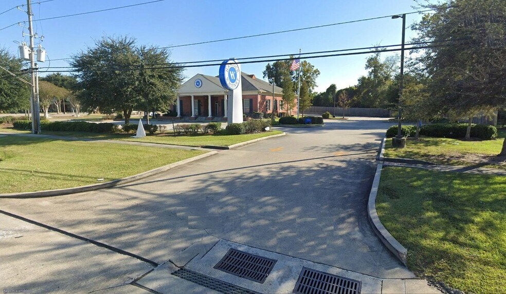 Primary Photo Of 4301 Lapalco Blvd, Marrero Medical For Lease