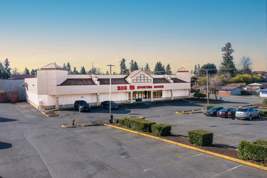 More Photos Of 24202 SE 104th Ave, Kent Storefront For Sale