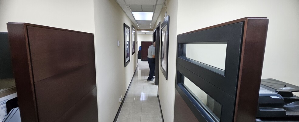 More Photos Of 365 Palermo Ave, Coral Gables Office For Sale