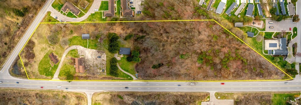 More Photos Of 10685 Dixie Hwy, Springfield Township Land For Sale