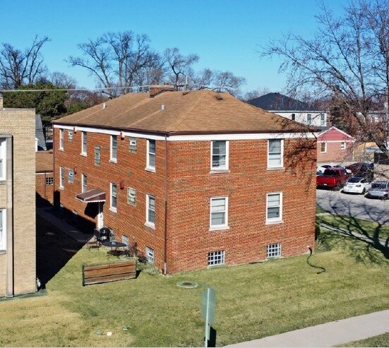 More Photos Of 1106 Alima Ter, La Grange Park Apartments For Sale