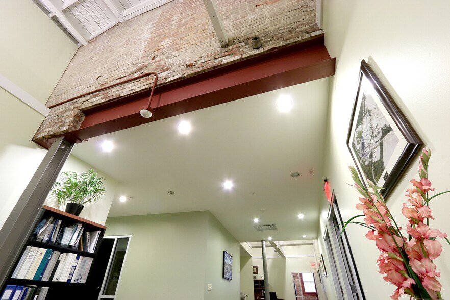 More Photos Of 100-256 Match Factory Pl, Bellefonte Medical For Lease