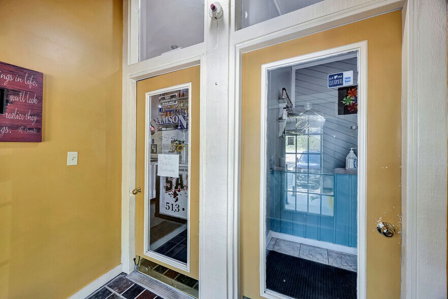 More Photos Of 1188 Pyramid Hill Blvd, Hamilton Flex For Sale