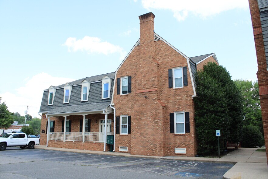 Primary Photo Of 3307 Church Rd, Richmond Office For Lease