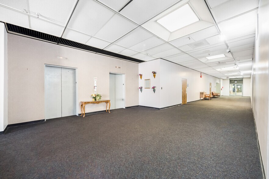 More Photos Of 421 Maiden Ln, Fayetteville Restaurant For Sale