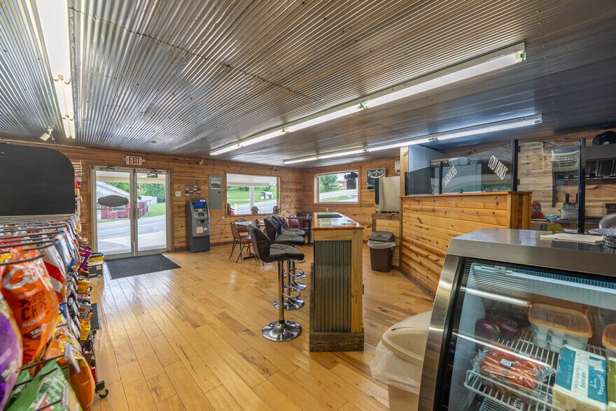 More Photos Of 5412 AR-56, Violet Hill Service Station For Sale