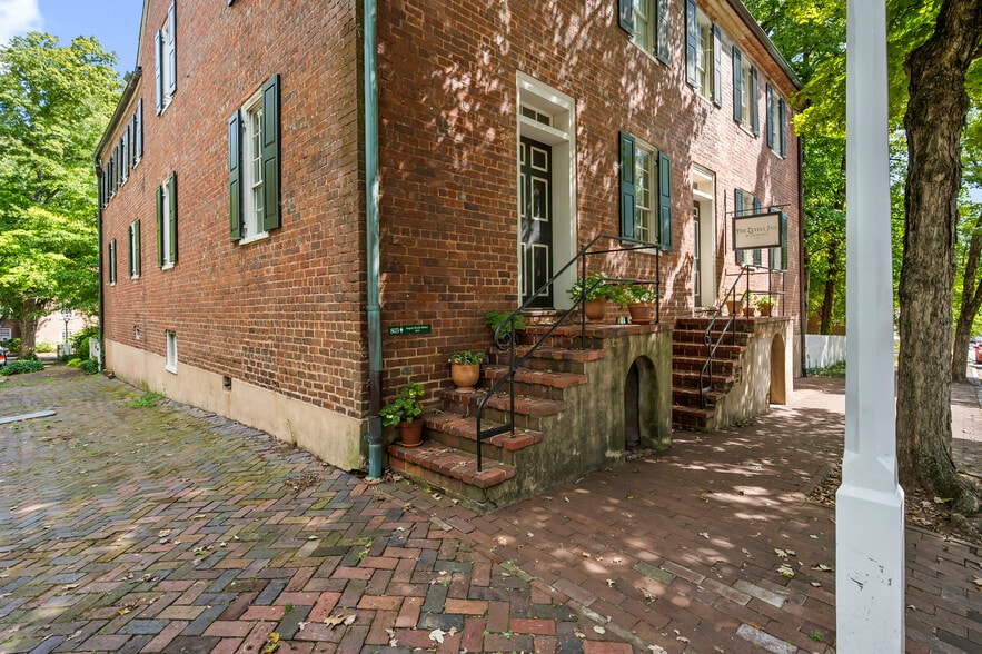 More Photos Of 803 S Main St, Winston-Salem Hospitality For Sale