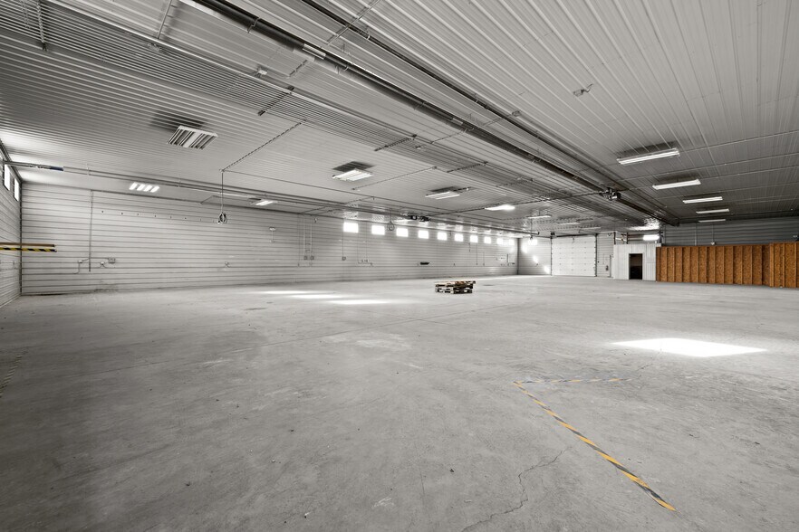 More Photos Of 6797 E Wildcat Rd, Evansville Warehouse For Sale