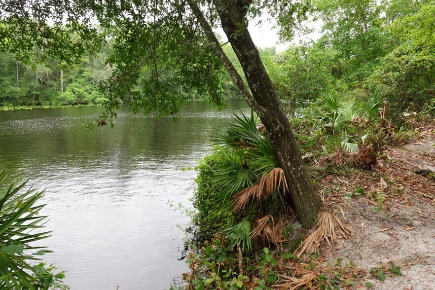 More Photos Of 2143 Charter Pointe Way, Middleburg Land For Sale