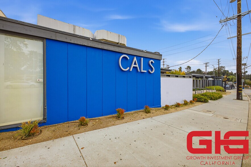 More Photos Of 7330 N Figueroa St, Los Angeles Office For Sale