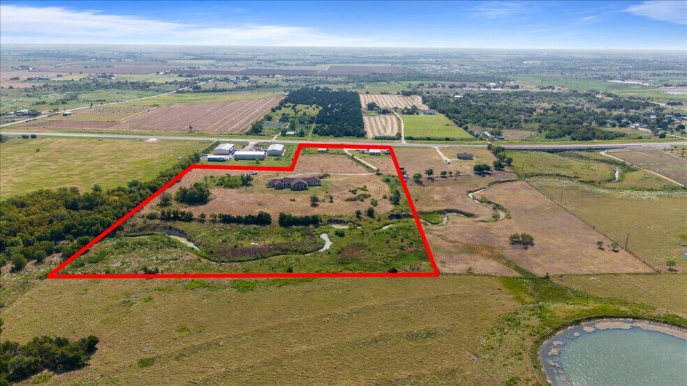 More Photos Of 16508 N Fm 973 Rd, Manor Specialty For Sale