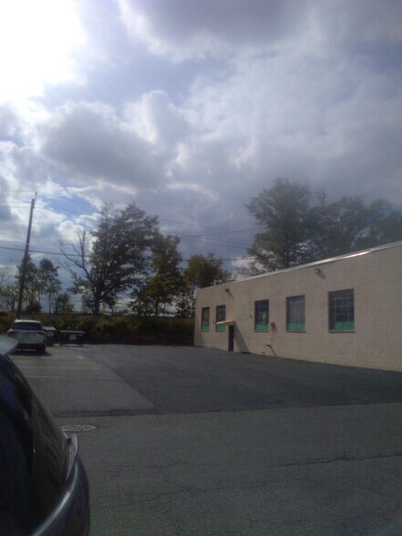 More Photos Of 1150 Sylvan St, Linden Warehouse For Sale