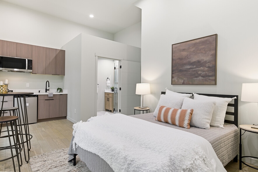 More Photos Of 11825 59th Ave ave, Seattle Apartments For Sale