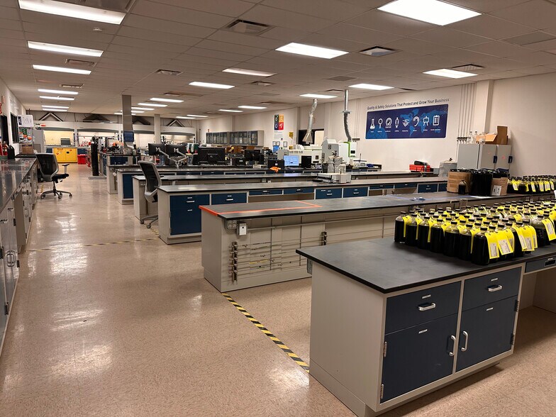 More Photos Of 5718 N County Road 1287, Midland Warehouse For Sale