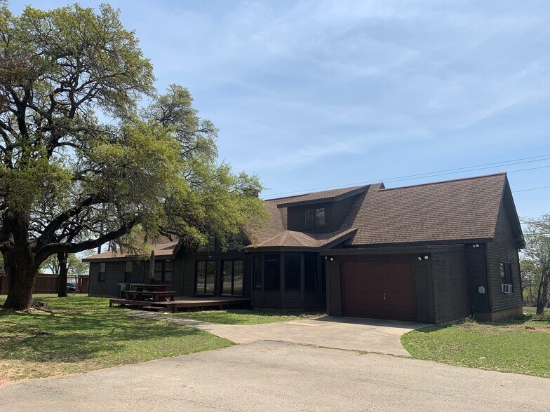 More Photos Of 4225 E Highway 290, Dripping Springs Office For Sale