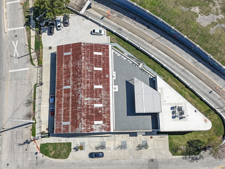 More Photos Of 121 St Emanuel St, Houston Flex For Sale